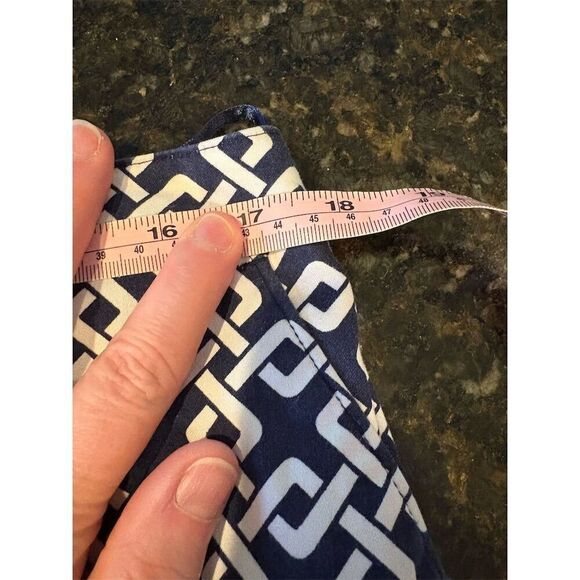 Izod Women's Standard Size 10 Geometric Skort with Built-in Shorts Multicolor - Picture 8 of 10